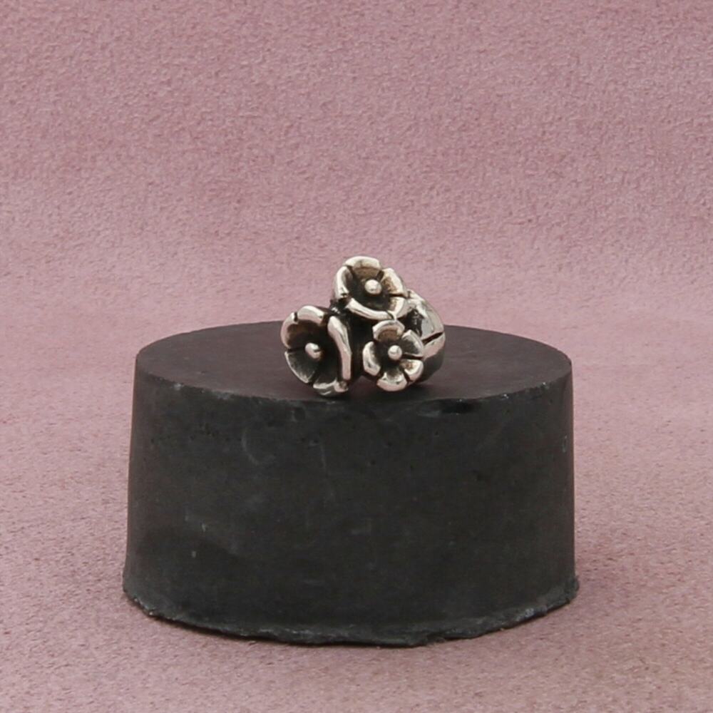 trollbeads sterling silver forget-me-not flowers retired bead charm